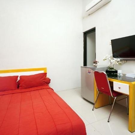 D'Paragon Flamboyan Yogyakarta Extérieur photo